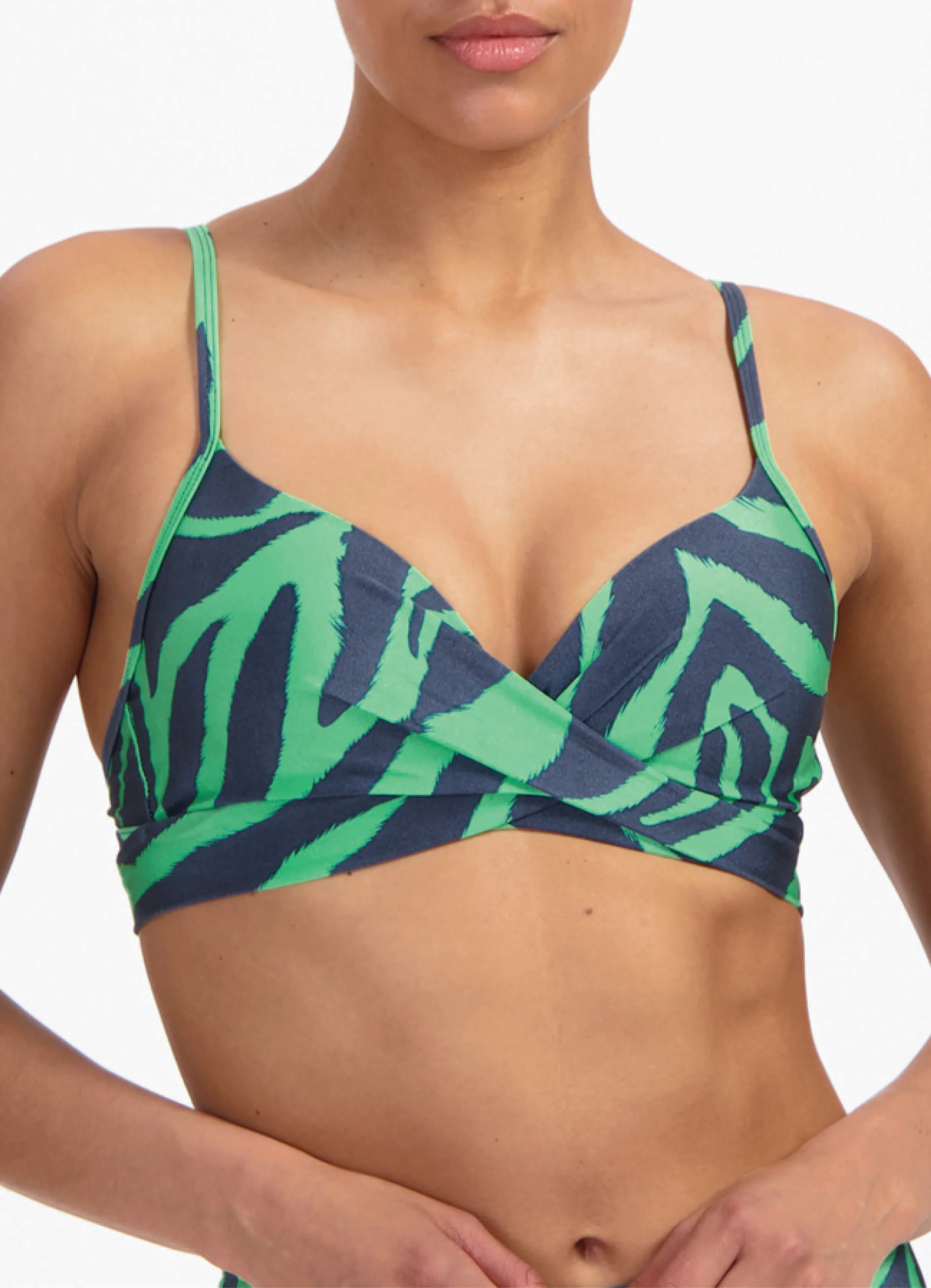 Green Tiger twist bikinitop - Image 2