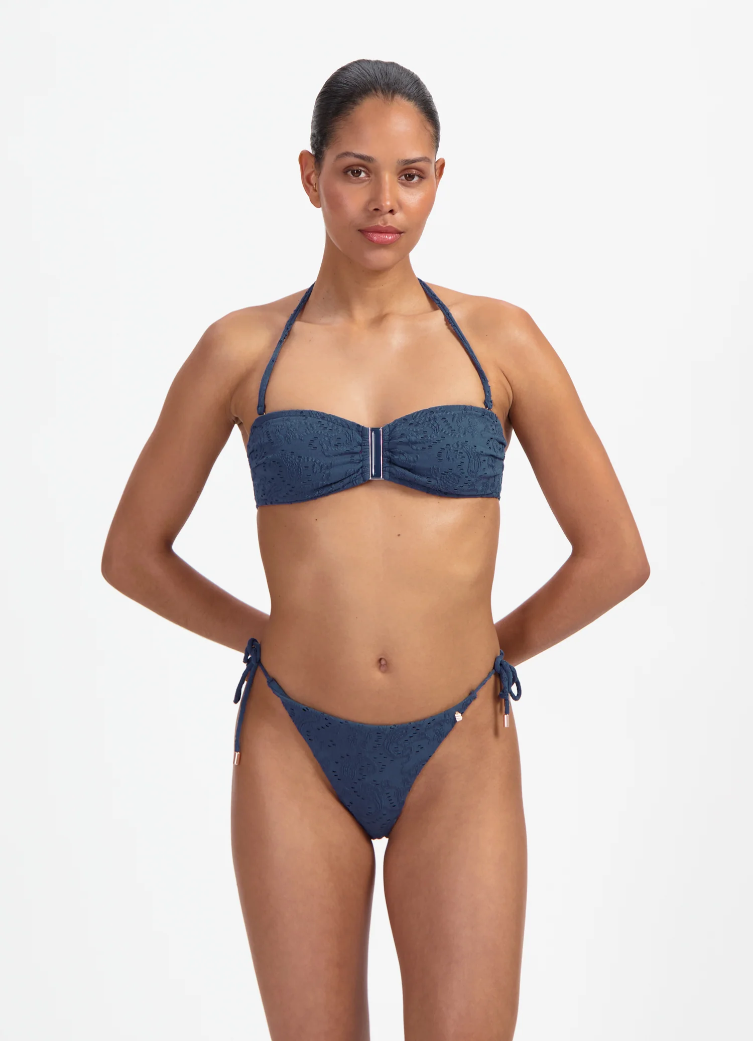 Nightsky Embroidery bandeau bikinitop - Image 5