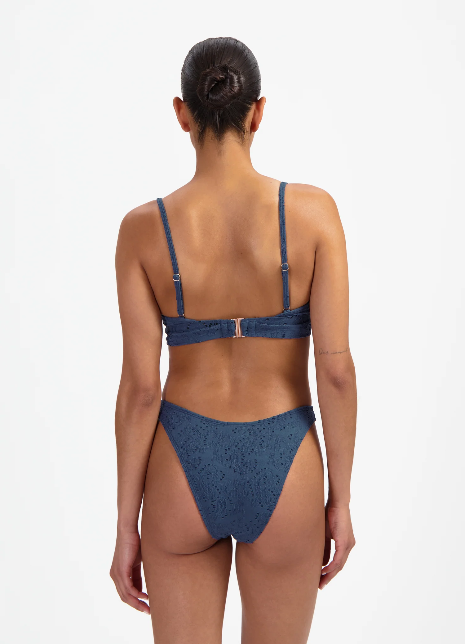 Nightsky Embroidery twist bikinitop - Image 3